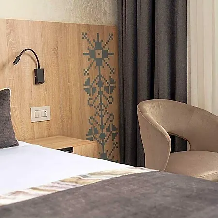 Mercure Conacul Cozieni 酒店 布加勒斯特