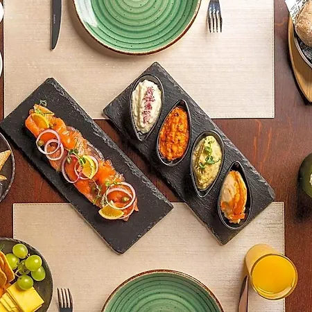 Mercure Conacul Cozieni 布加勒斯特